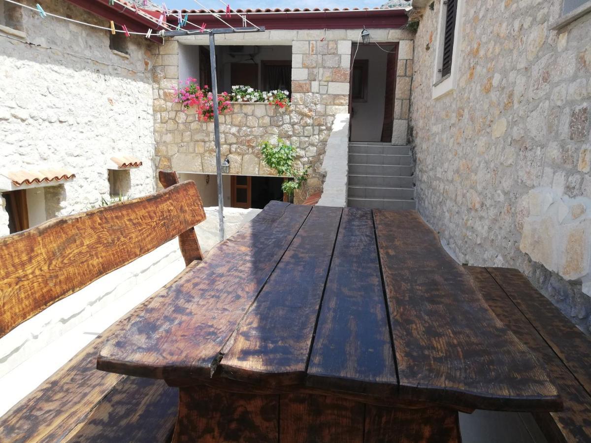Apartments Branko Starigrad Paklenica Ngoại thất bức ảnh