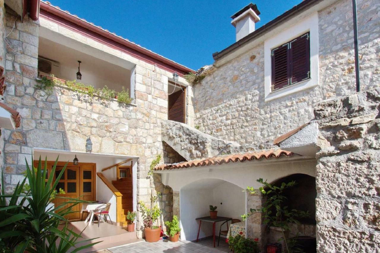 Apartments Branko Starigrad Paklenica Ngoại thất bức ảnh