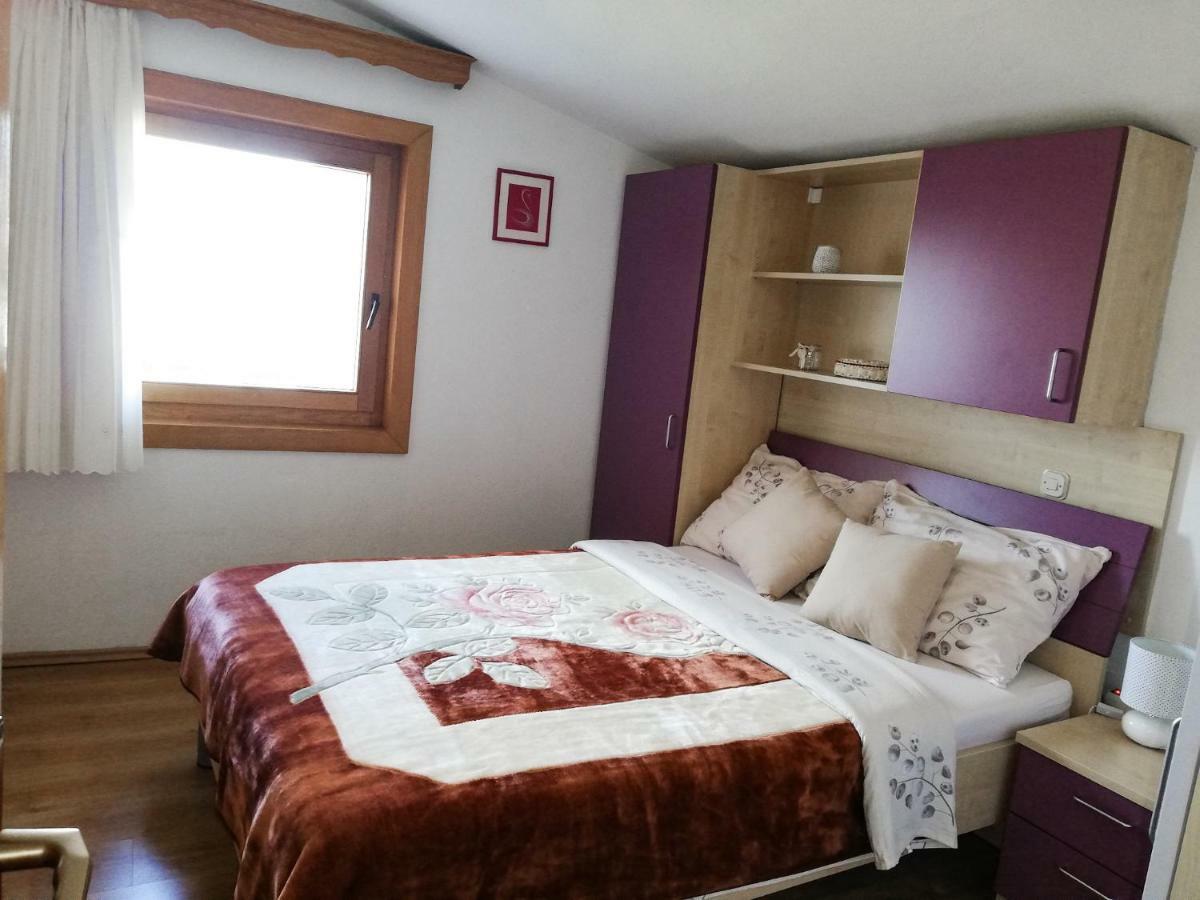 Apartments Branko Starigrad Paklenica Ngoại thất bức ảnh