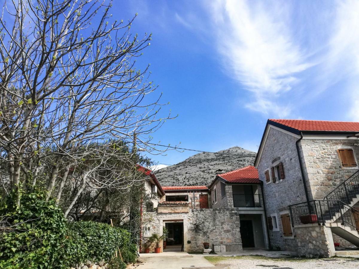 Apartments Branko Starigrad Paklenica Ngoại thất bức ảnh