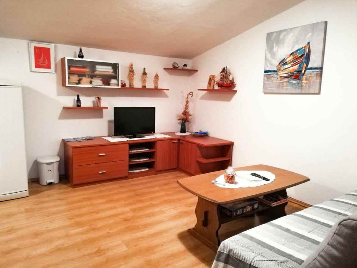 Apartments Branko Starigrad Paklenica Ngoại thất bức ảnh